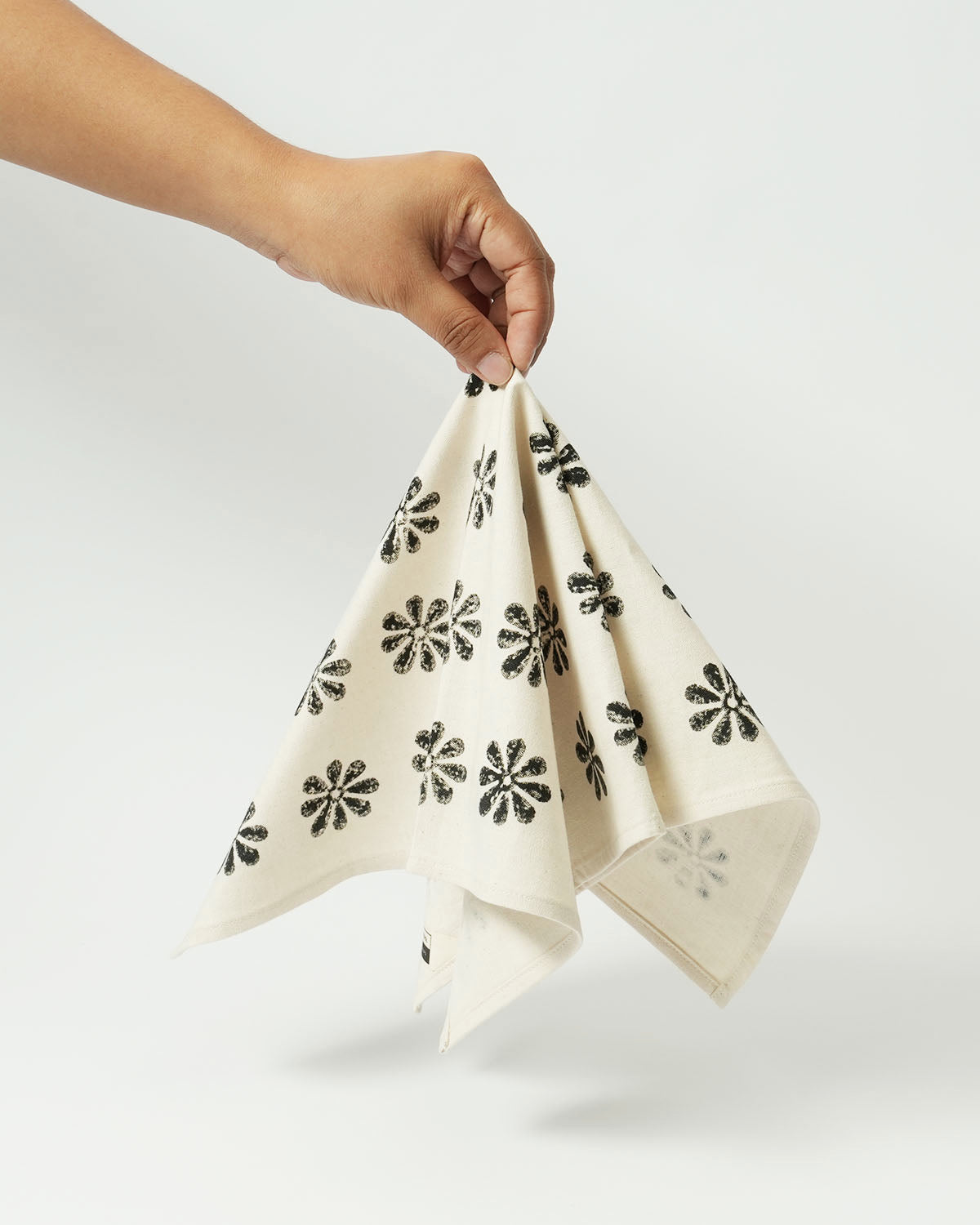 Tara Napkins, Black (Set of 4)