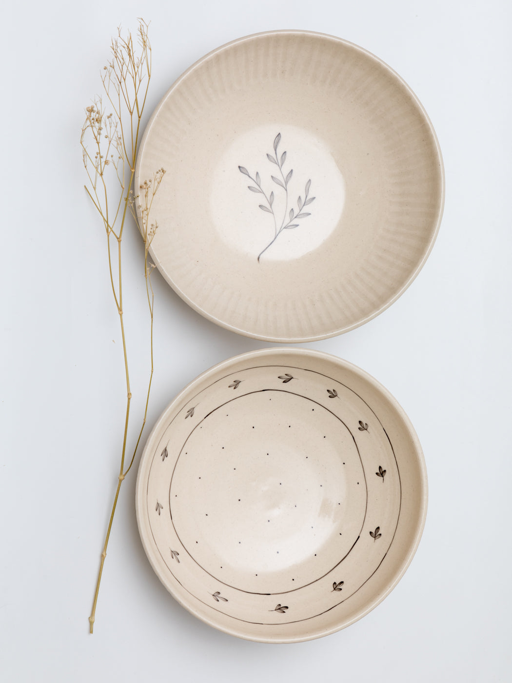 Lily Fluted Salad Bowl