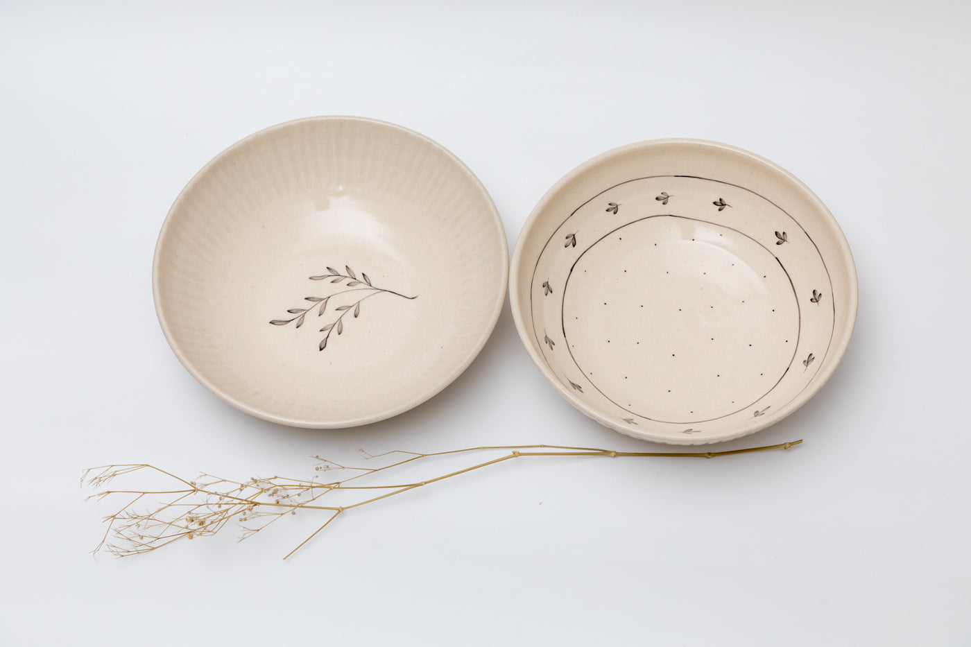 Lily Fluted Salad Bowl