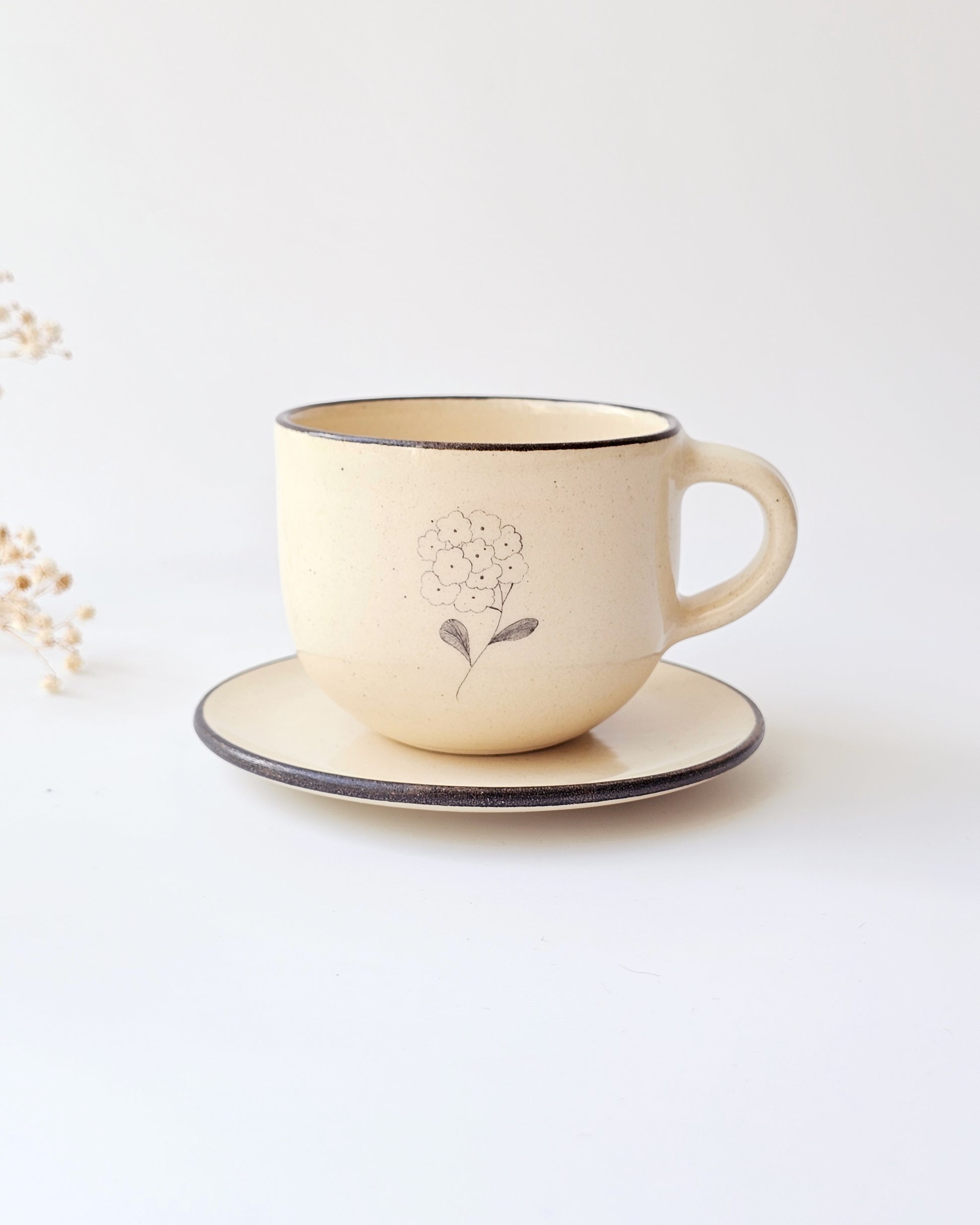 Classic Tea Set (1 Teacup & 1 Saucer)