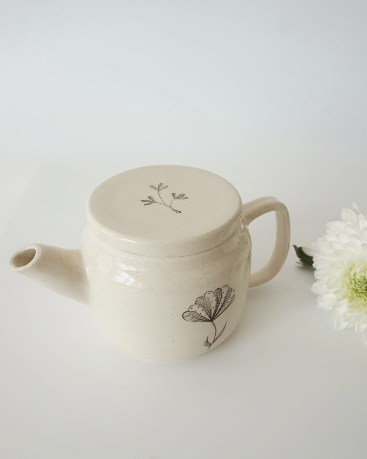 Magnolia Teapot