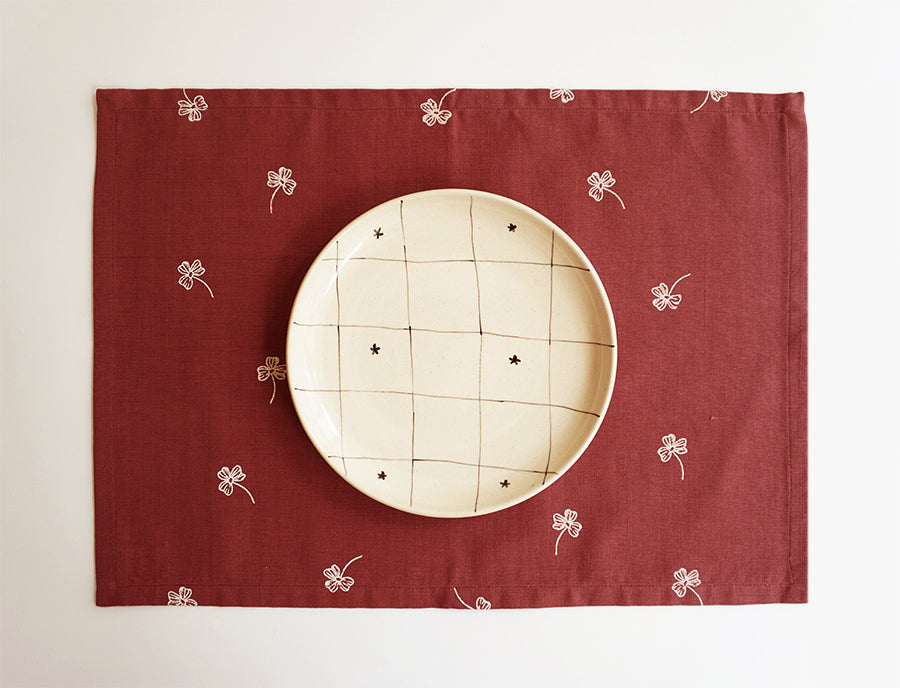 Clover Tablemats ( Set of 2 )