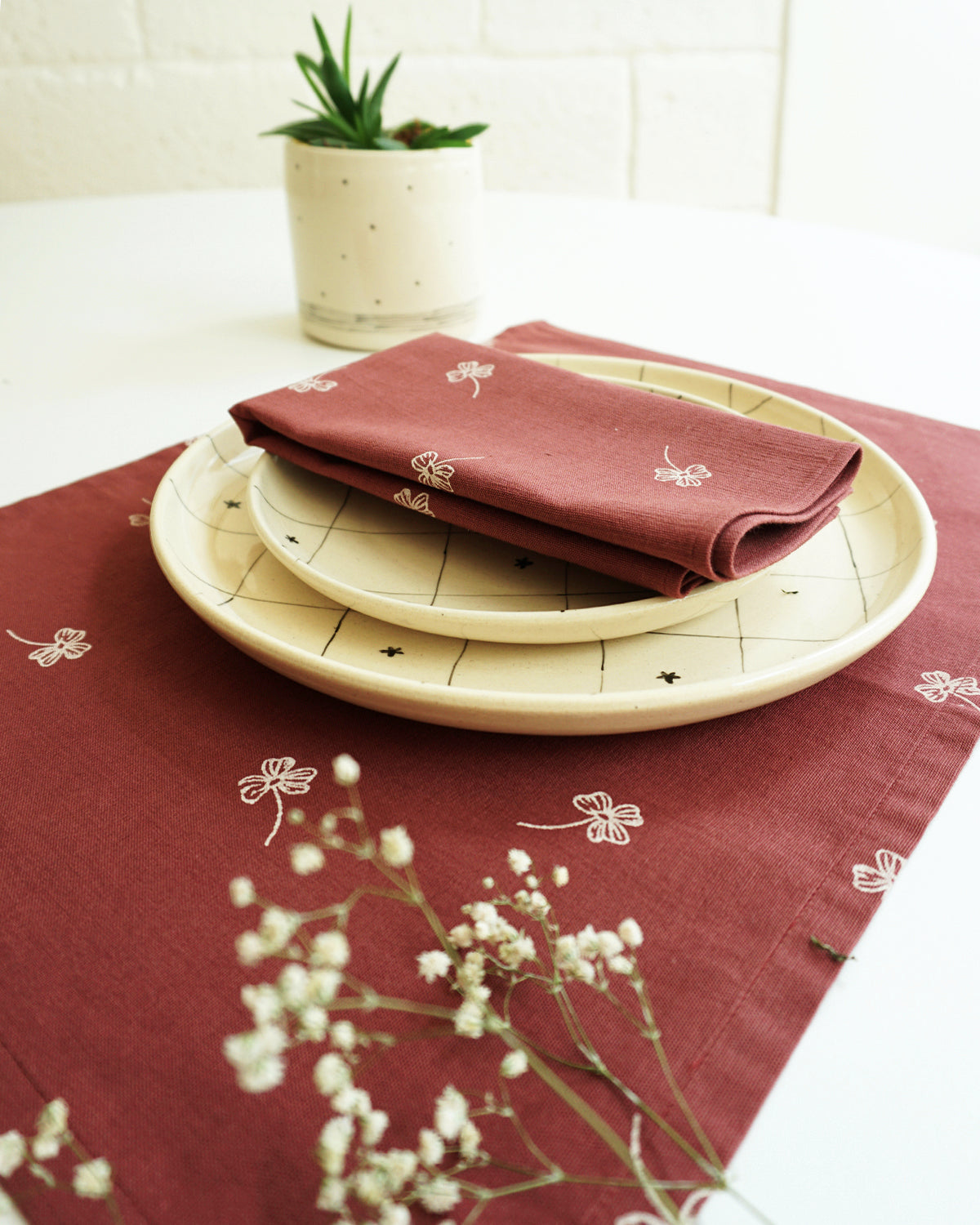 Clover Tablemats ( Set of 2 )