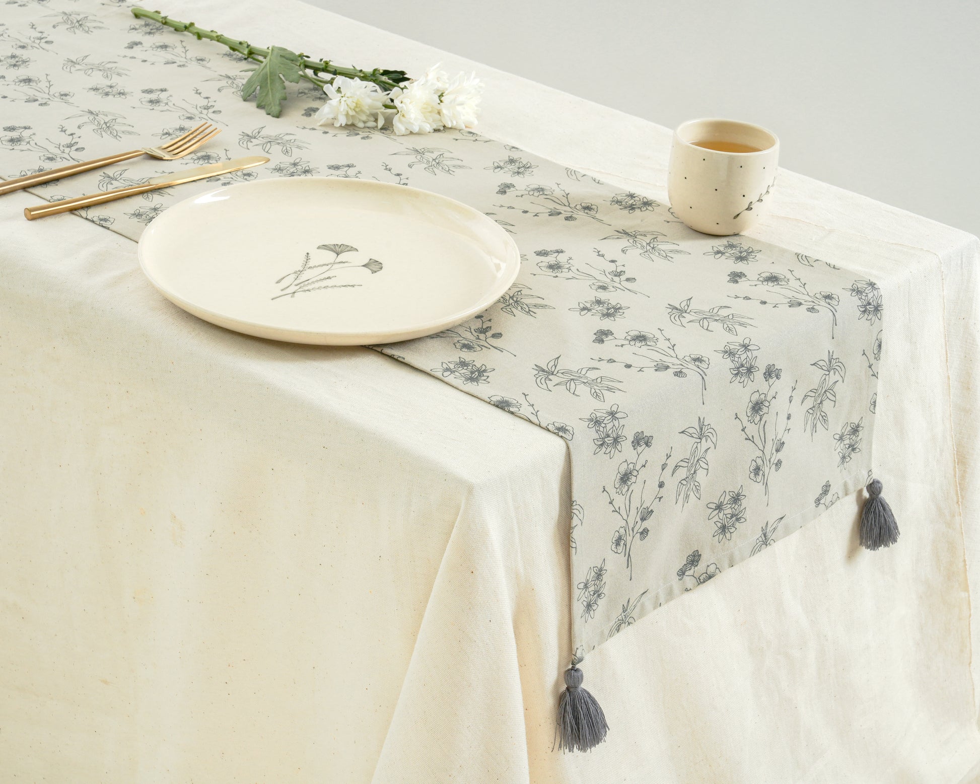 Wildflower Table Runner