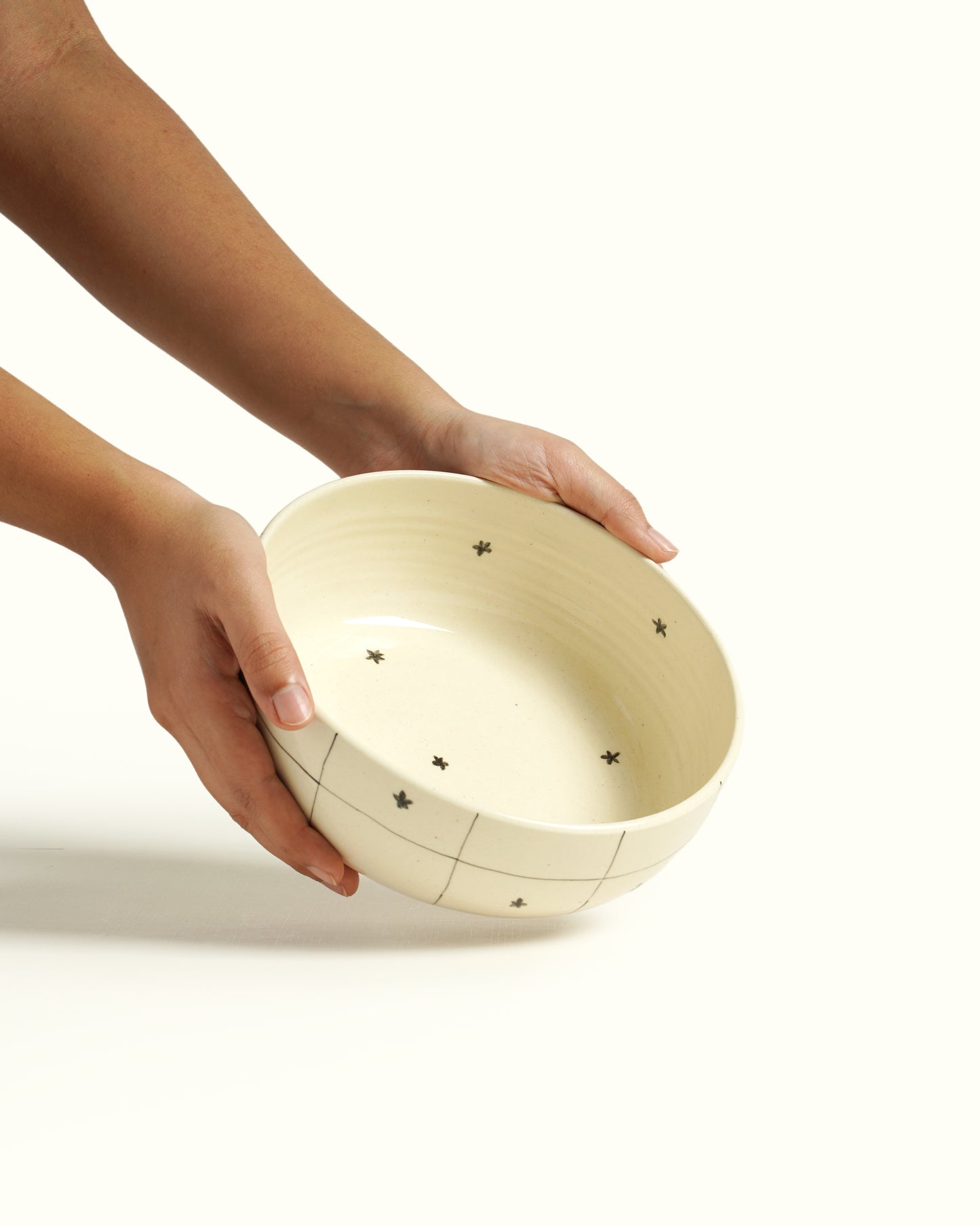 Daisy Serving Bowl
