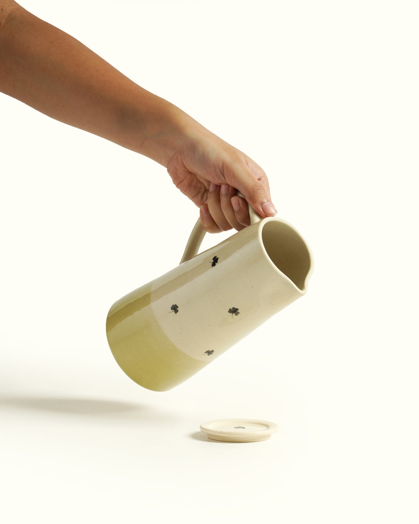 Olive Clover Jug with lid