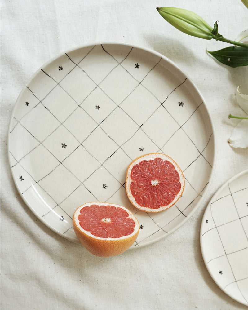 Daisy Dinner Plates (Set of 2)