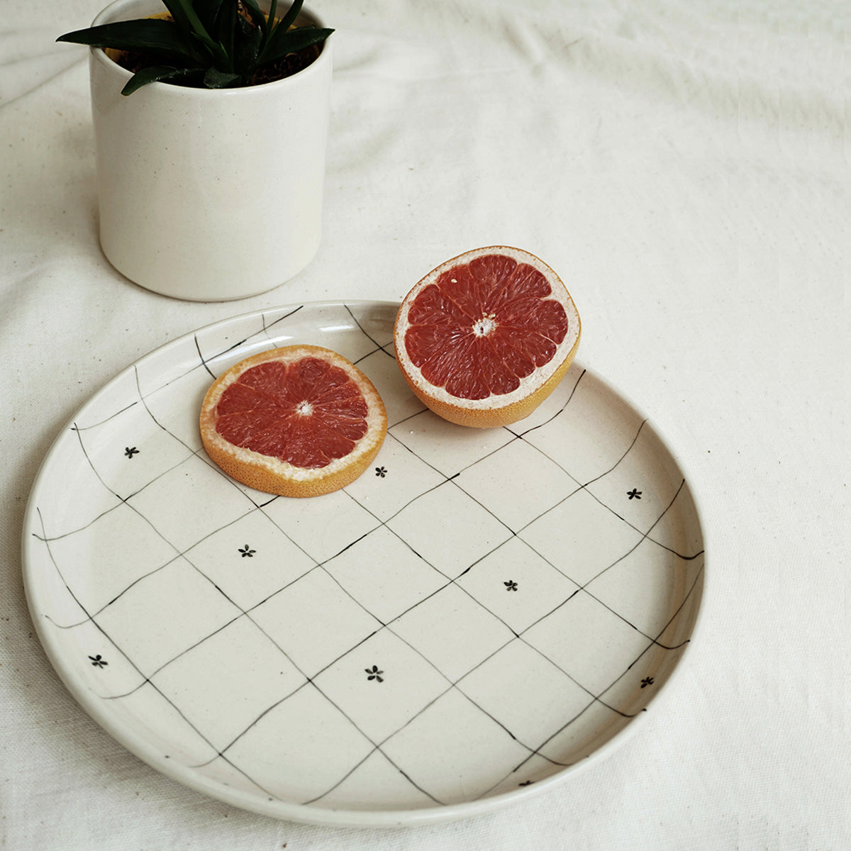 Daisy Dinner Plates (Set of 2)