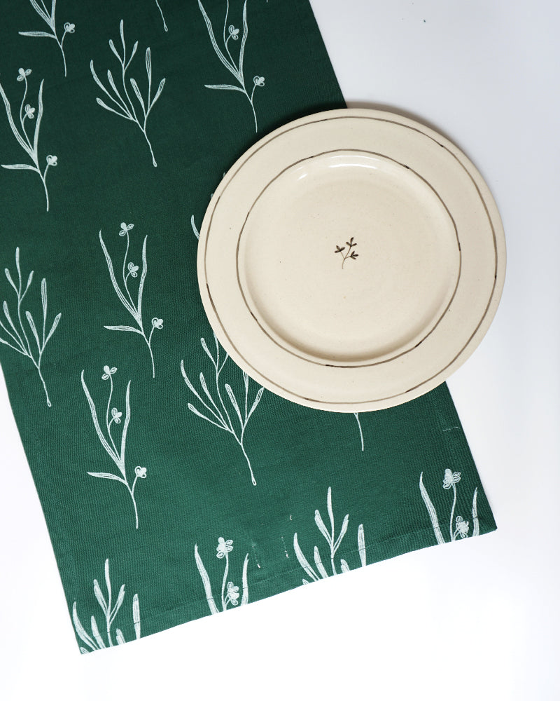Garden Lily Table Runner