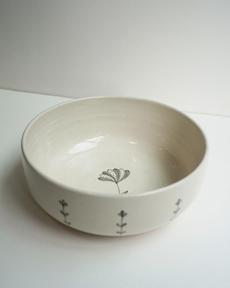 Magnolia Serving bowl