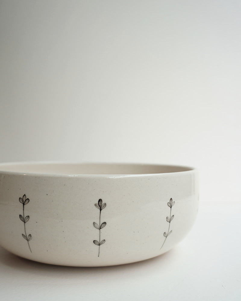 Magnolia Serving bowl