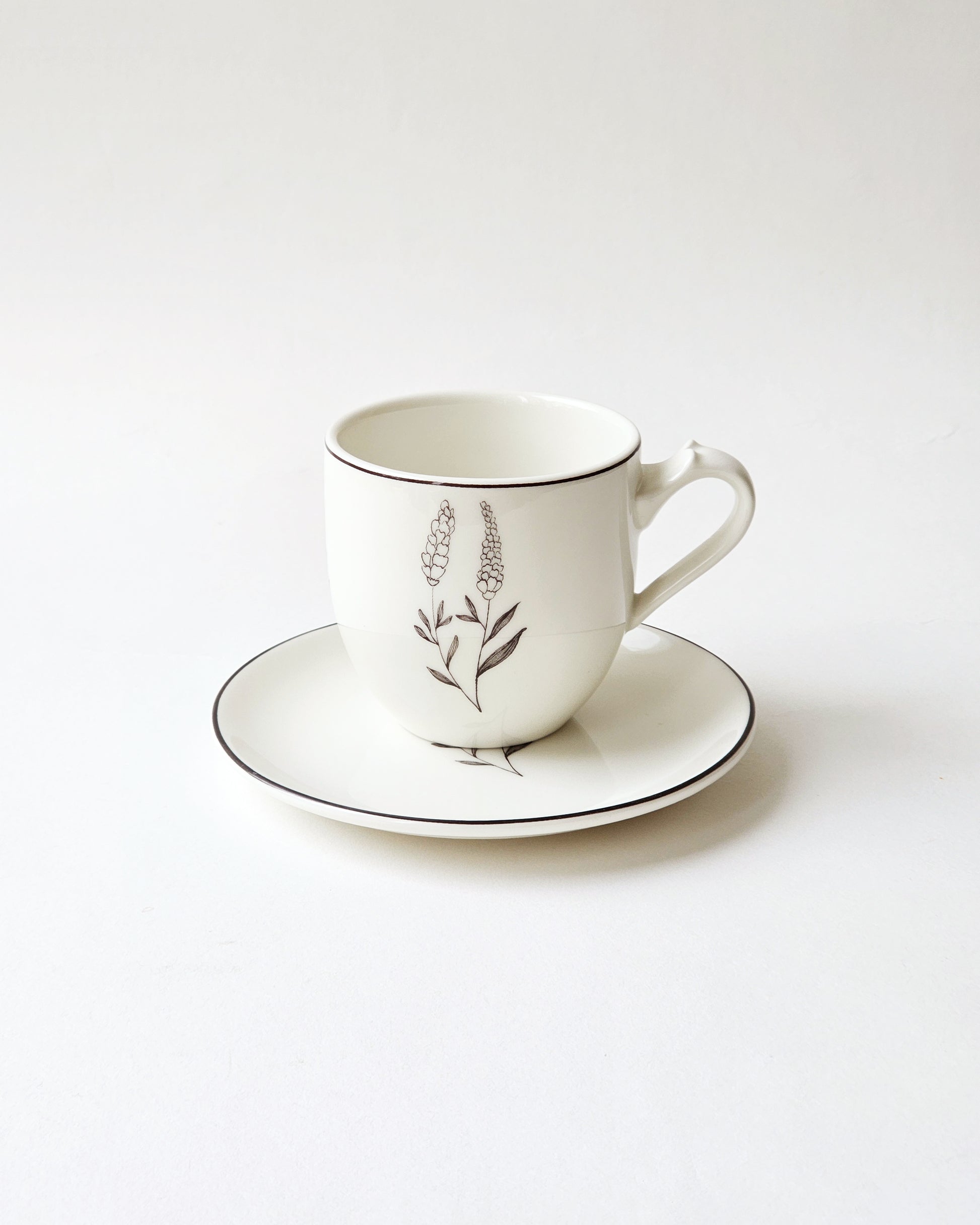 Lavender Mug & Saucer Set (1 Mug & 1 Saucer)