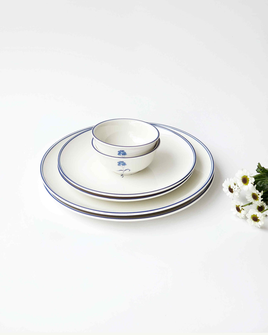 Cicely Dinner Set (Set of 2)