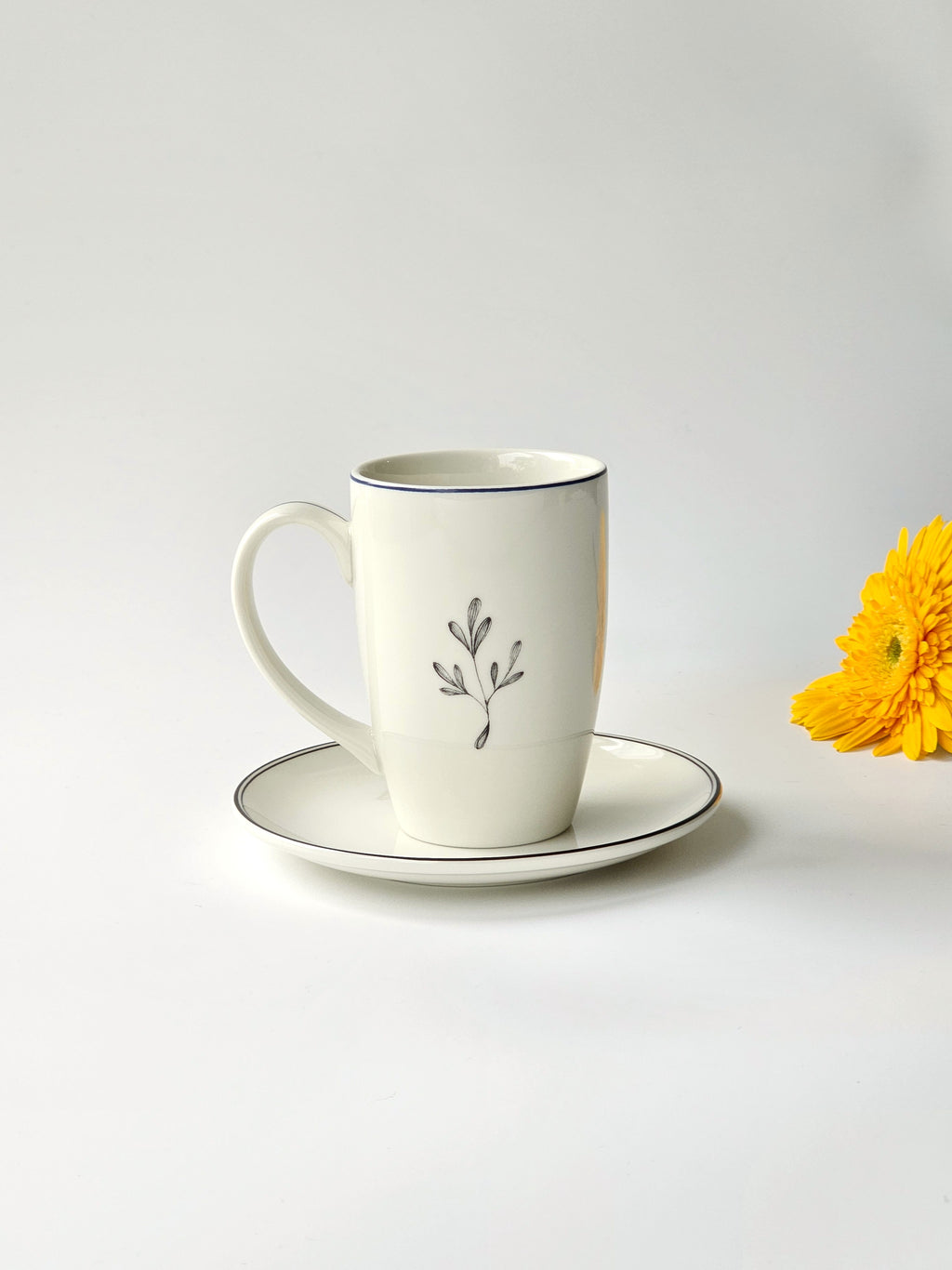 Lily Cup & Saucer Set ( 1 Cup & 1 Saucer)