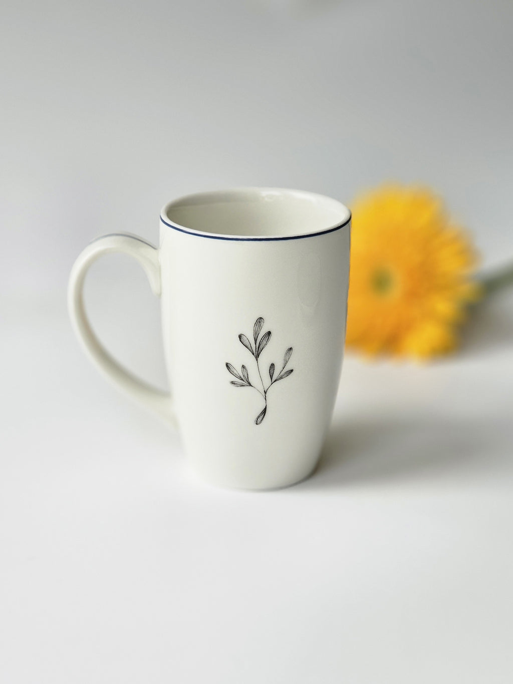 Lily Cup & Saucer Set ( 1 Cup & 1 Saucer)