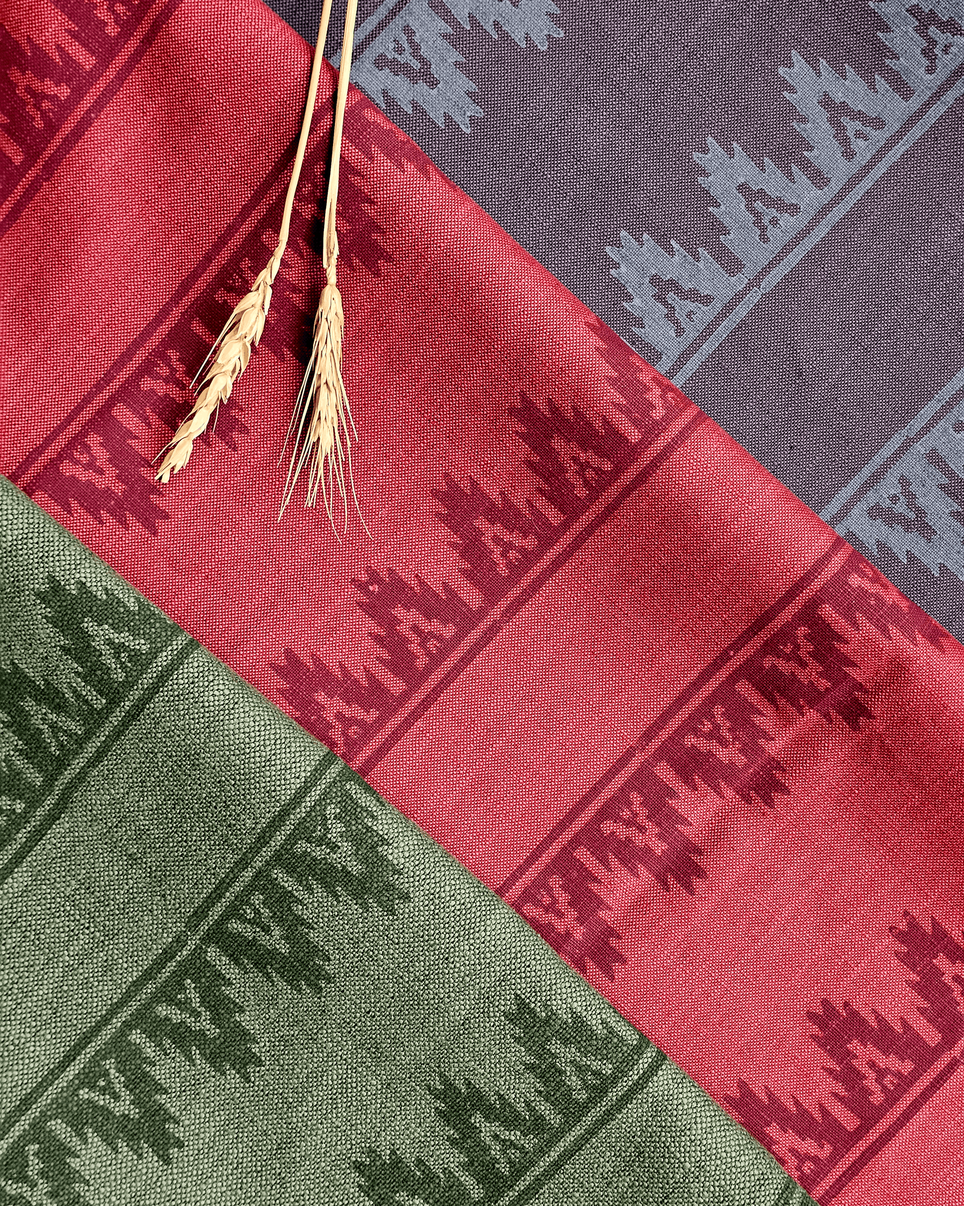 Rekha Fabric,Maroon