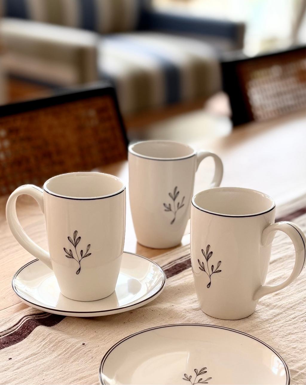 Lily Mug ( 1 Pc )