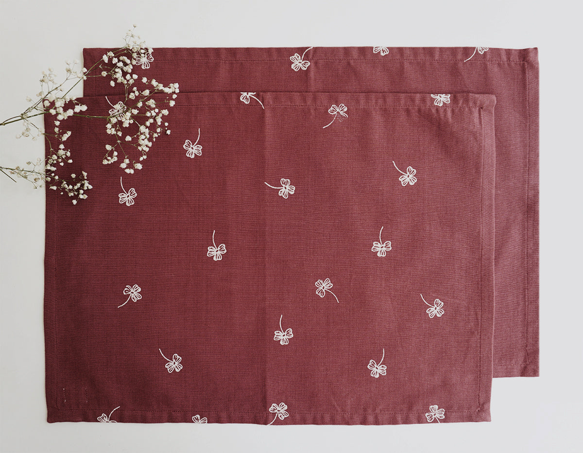 Clover Tablemats ( Set of 4 )