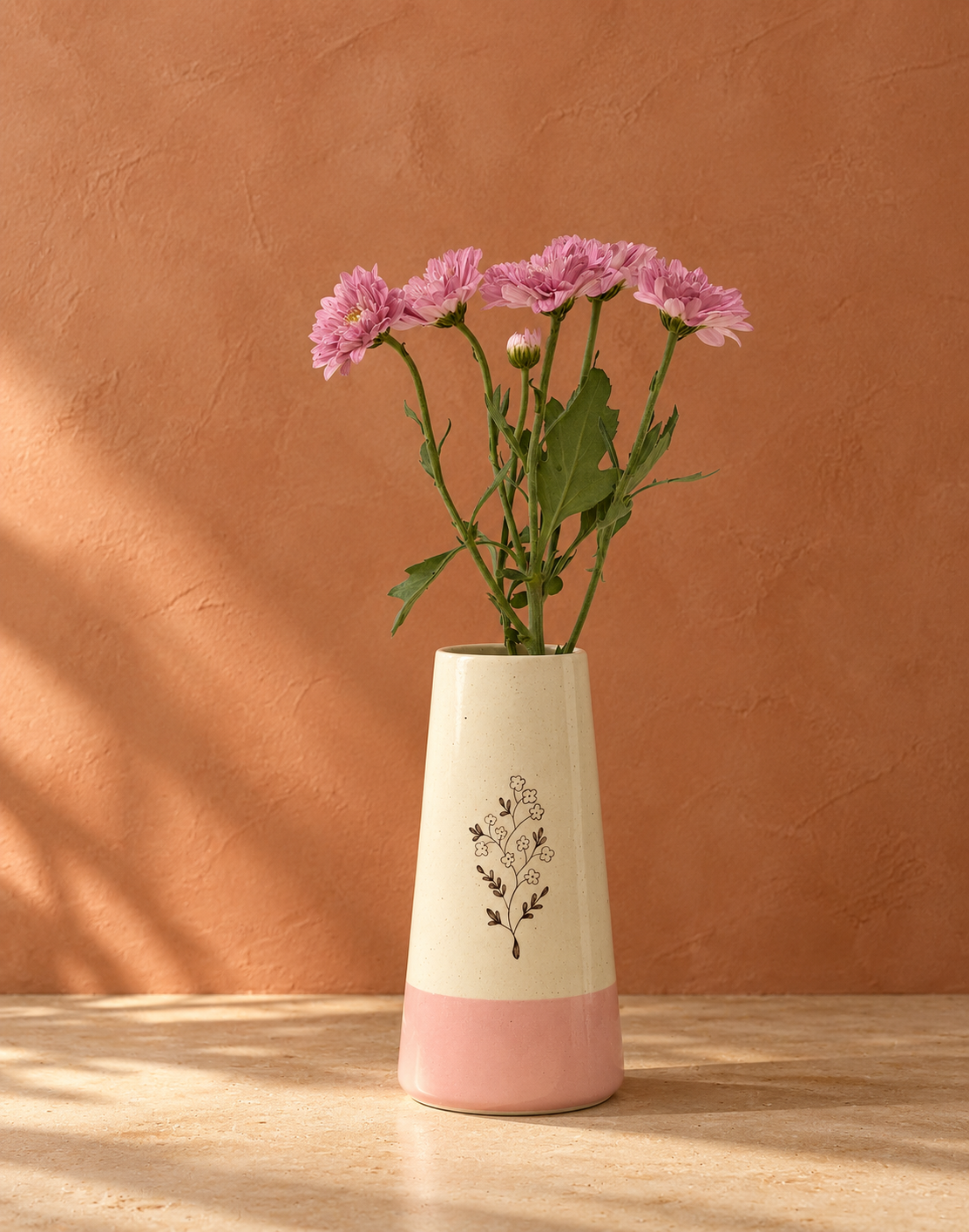 Chameli  Vase (1 Piece)