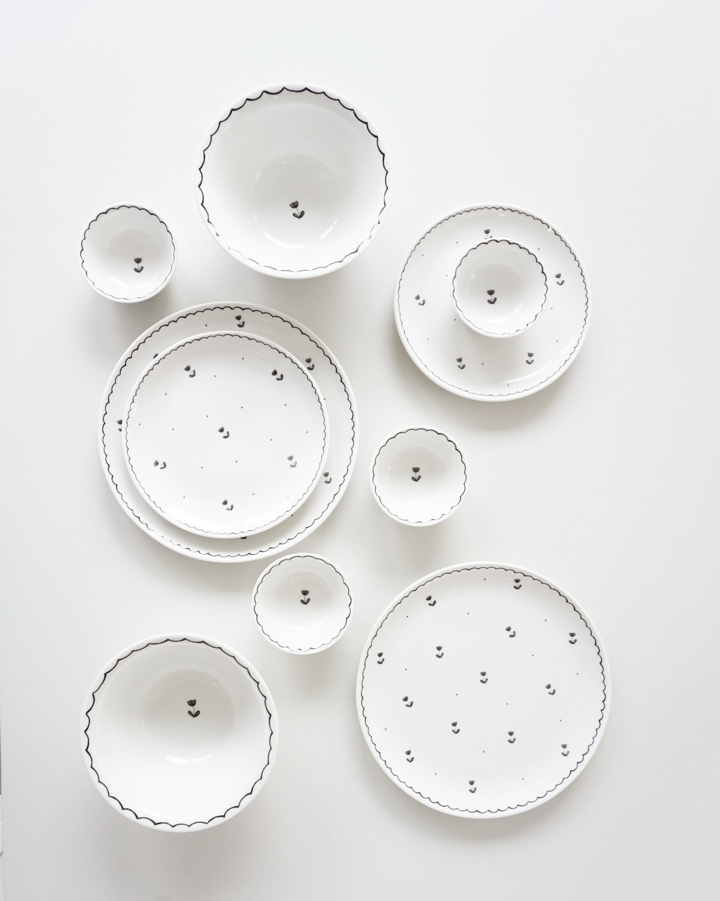 Ditsy Dinner Set