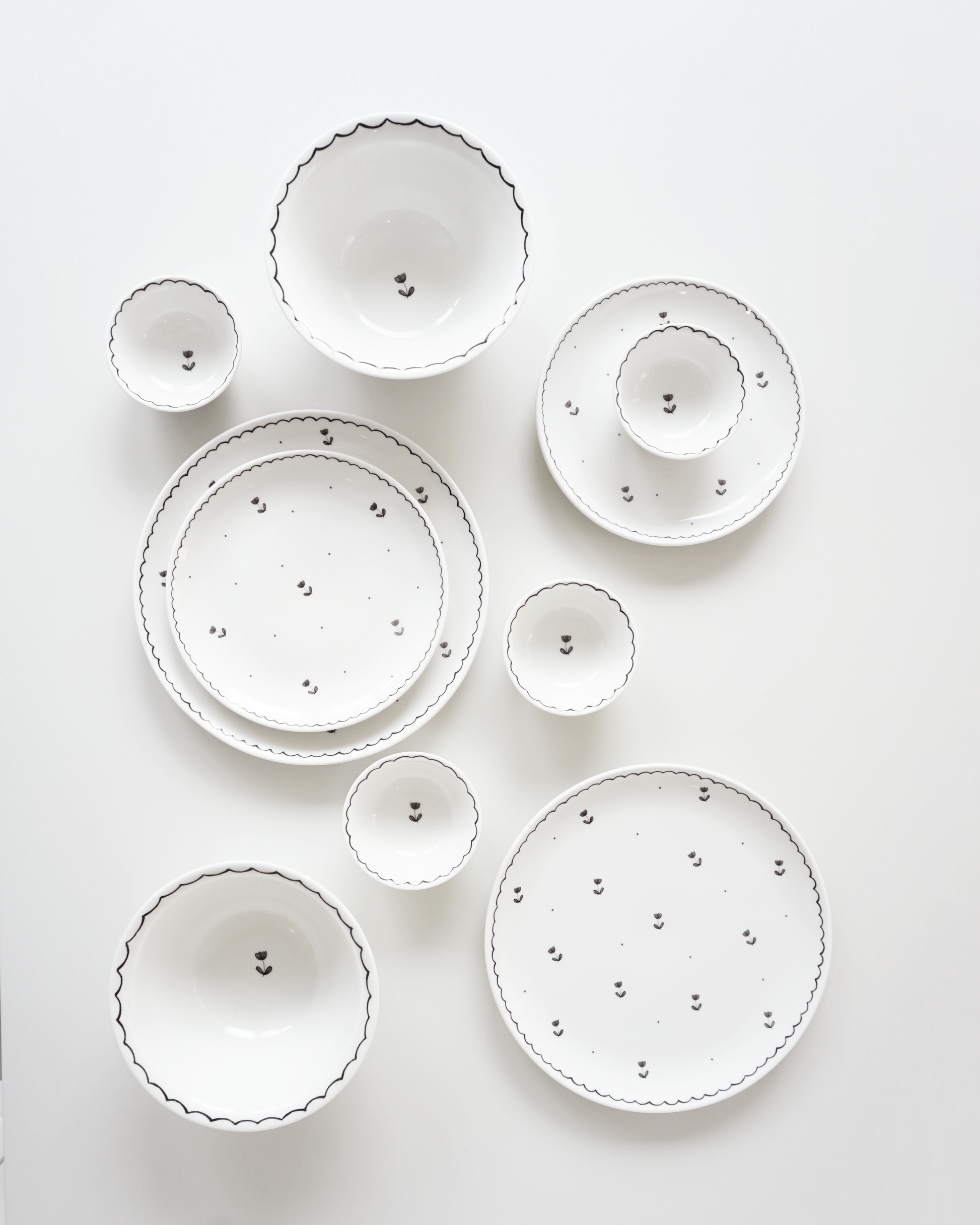 Ditsy Dinner Set