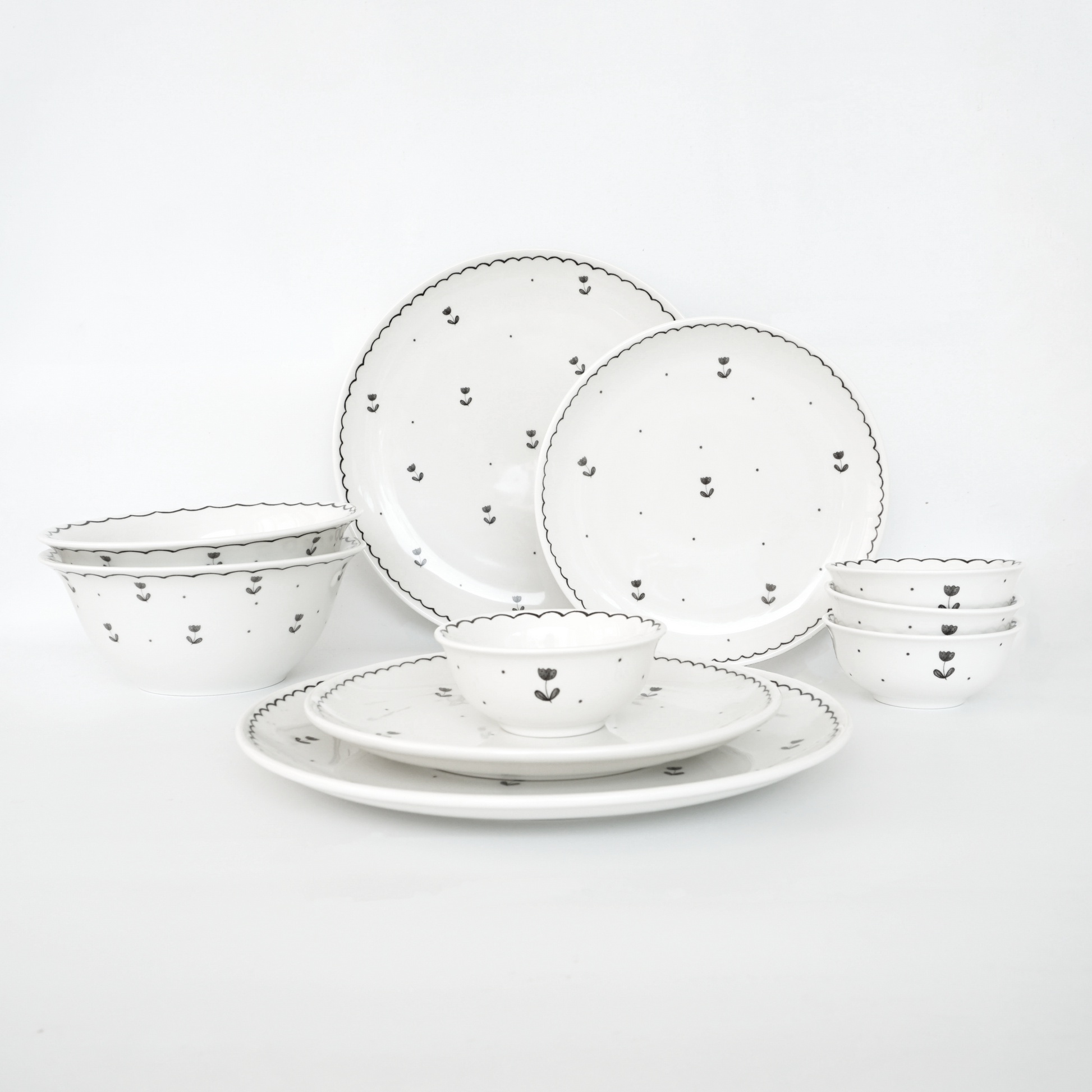 Ditsy Dinner Set