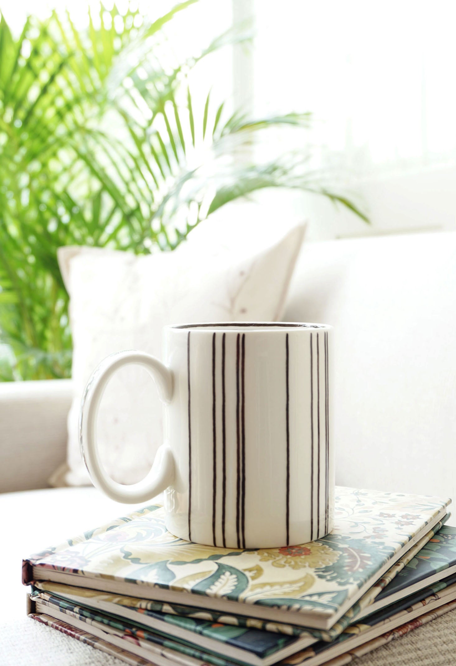 Dhaara Mugs (Set of 2)