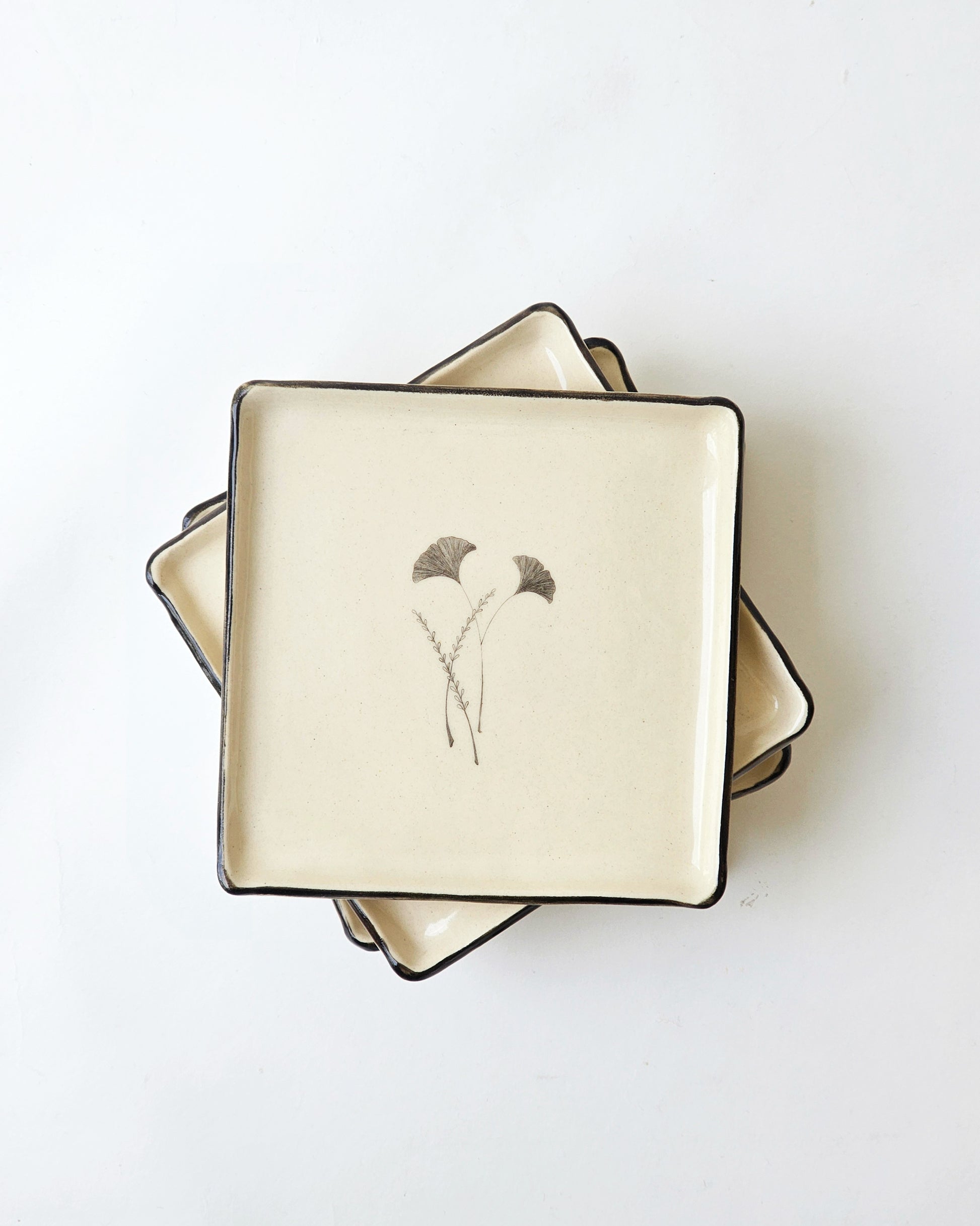 Gingko Square Platter (1 Piece)