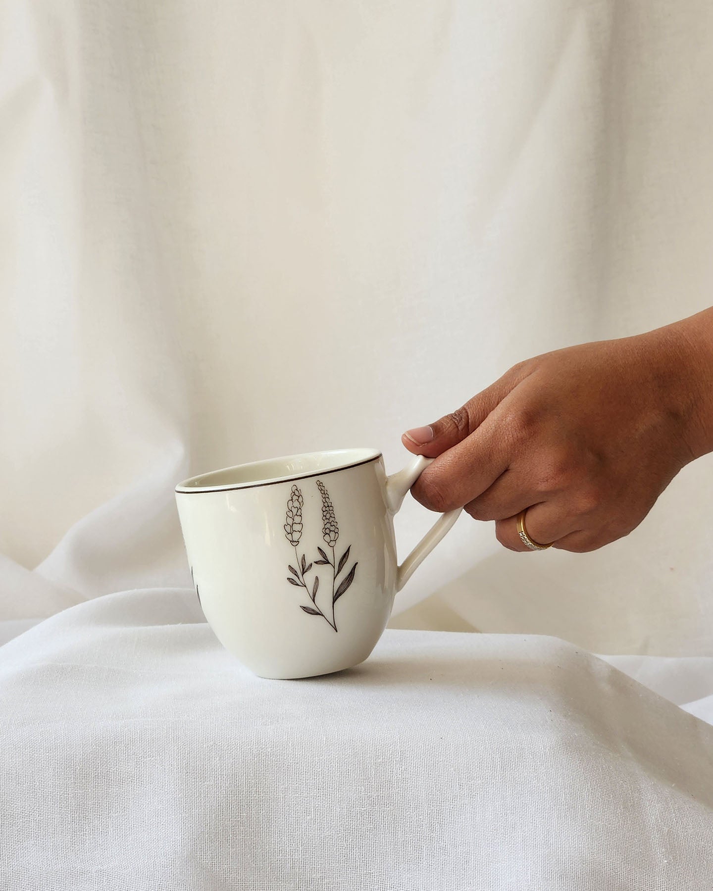 Lavender Mug & Saucer Set (1 Mug & 1 Saucer)
