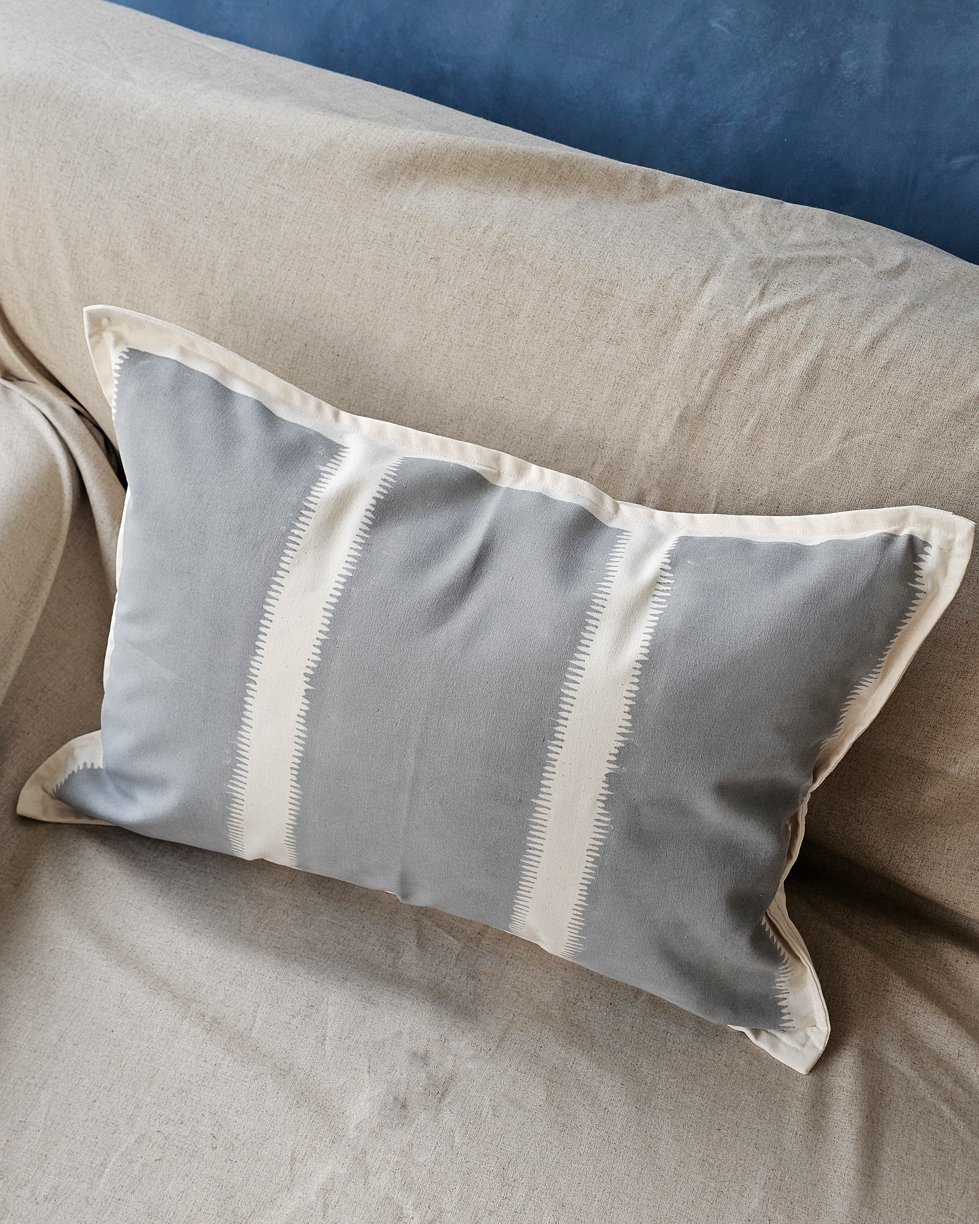Paar Lumbar Cushion Cover, Grey( 14"x20" )