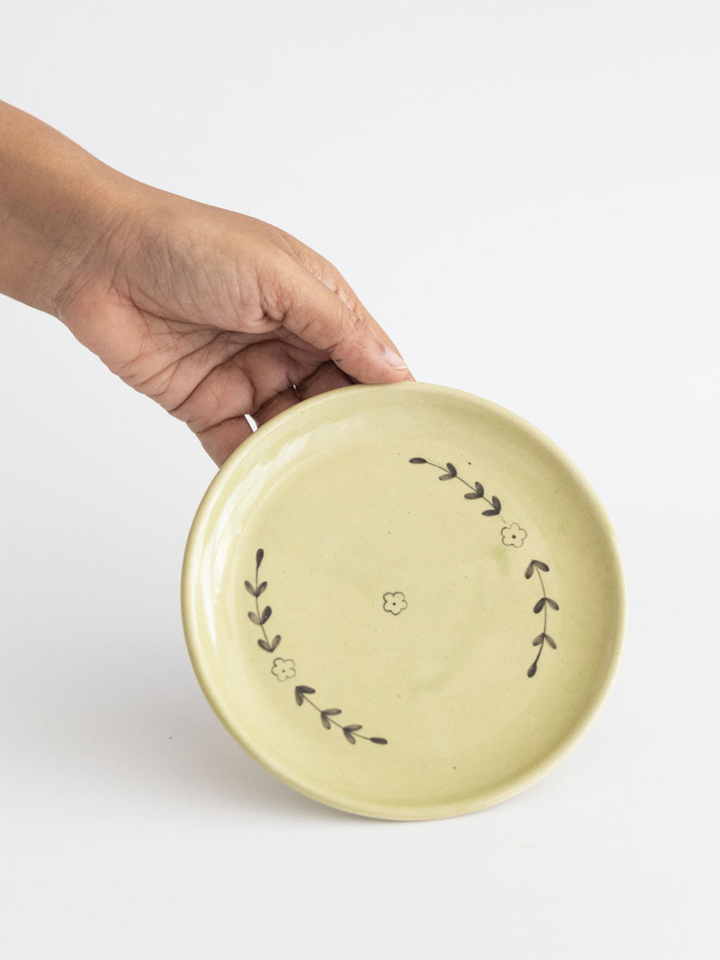 Zinnia Tea Plate, Olive ( 1 Piece)