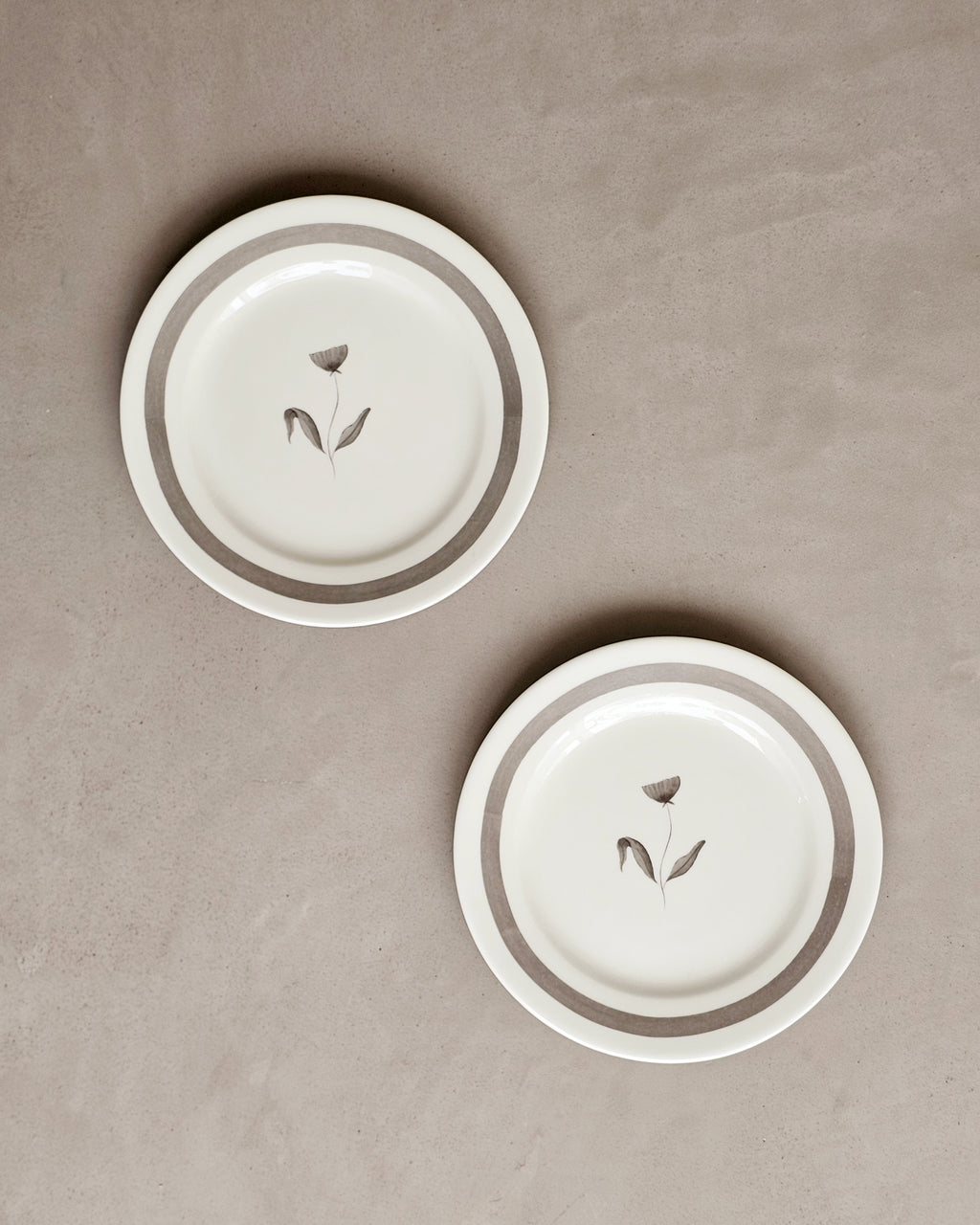 Carnation Quarter Plate (1 Piece)