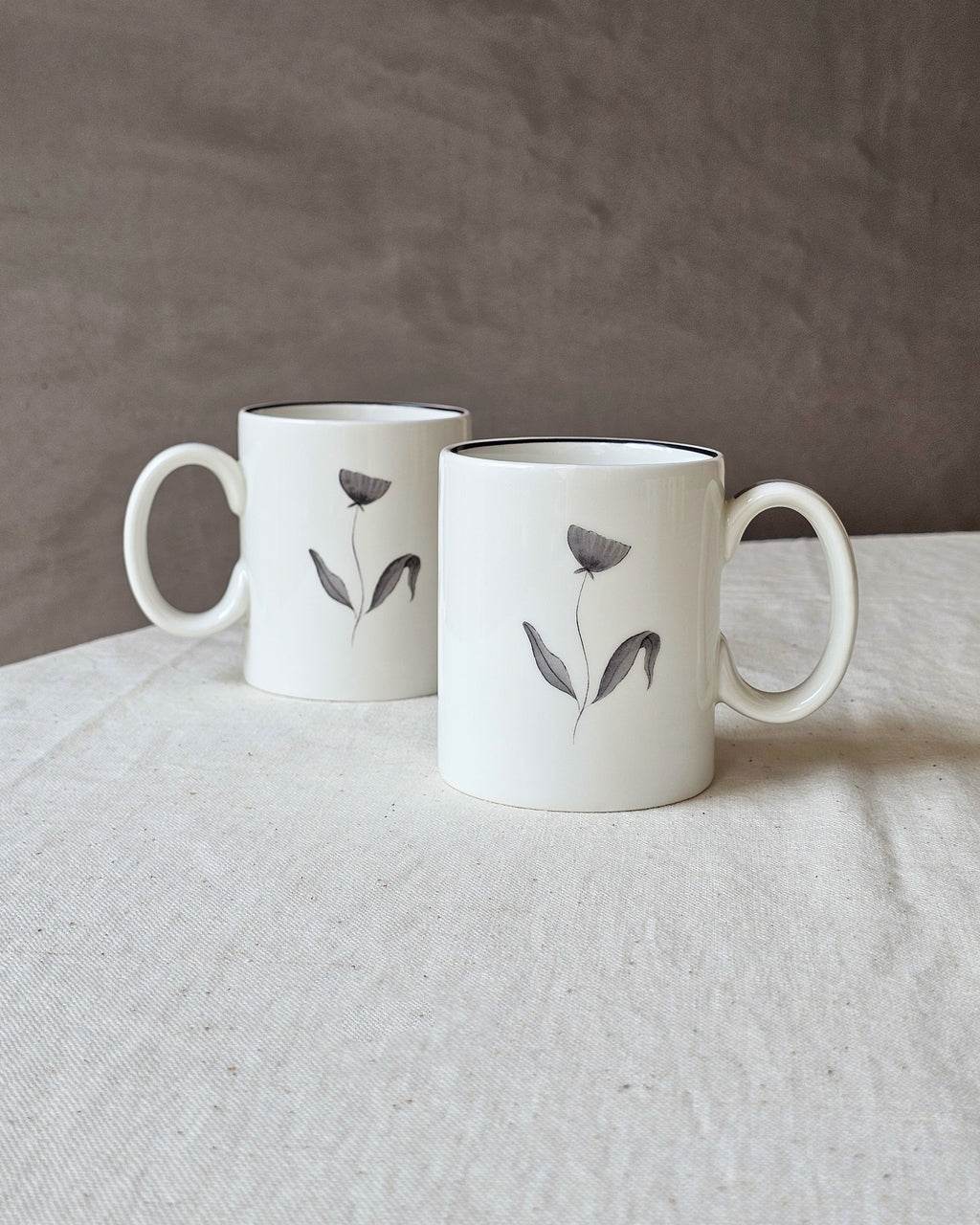 Carnation Mugs (Set of 2)