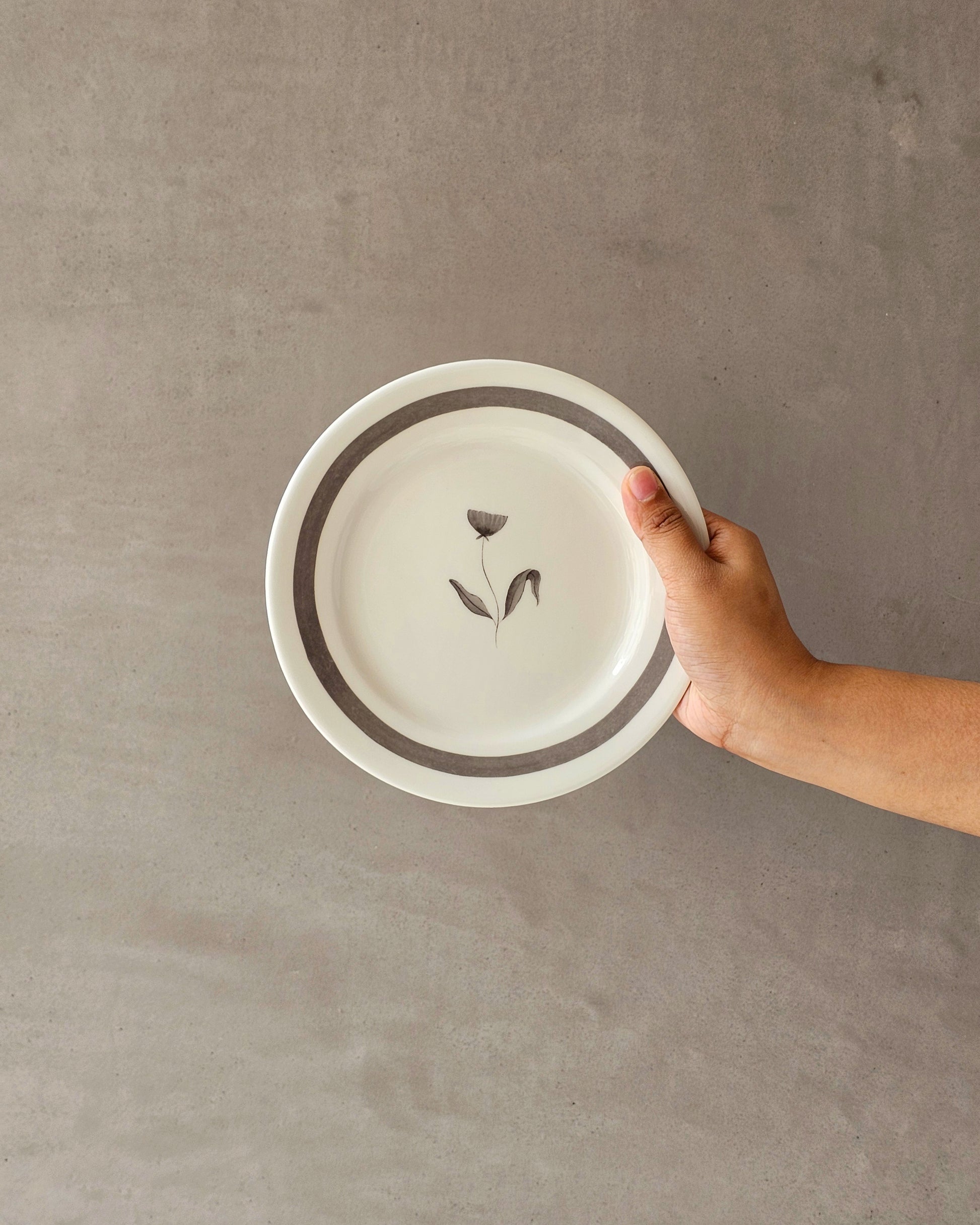 Carnation Quarter Plate (1 Piece)