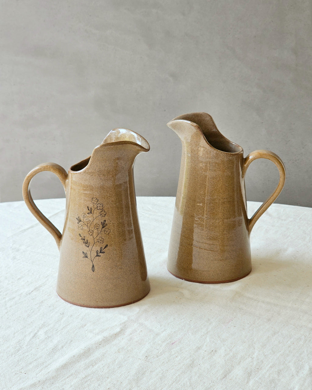 Chameli Pitcher (1 Piece)