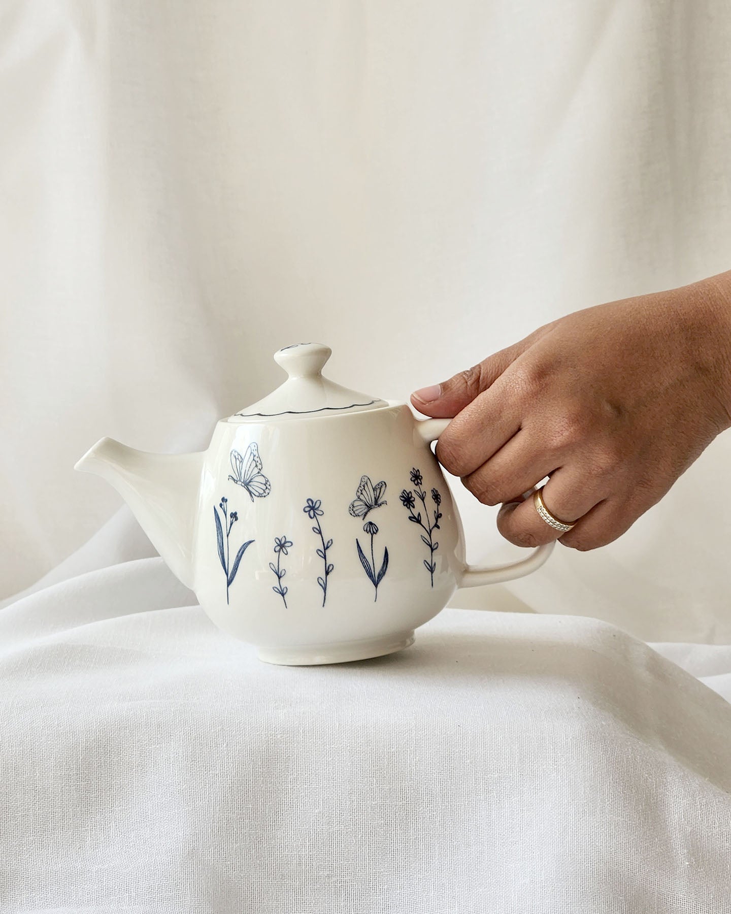 Cottage Bloom Teapot ( 1 Piece)