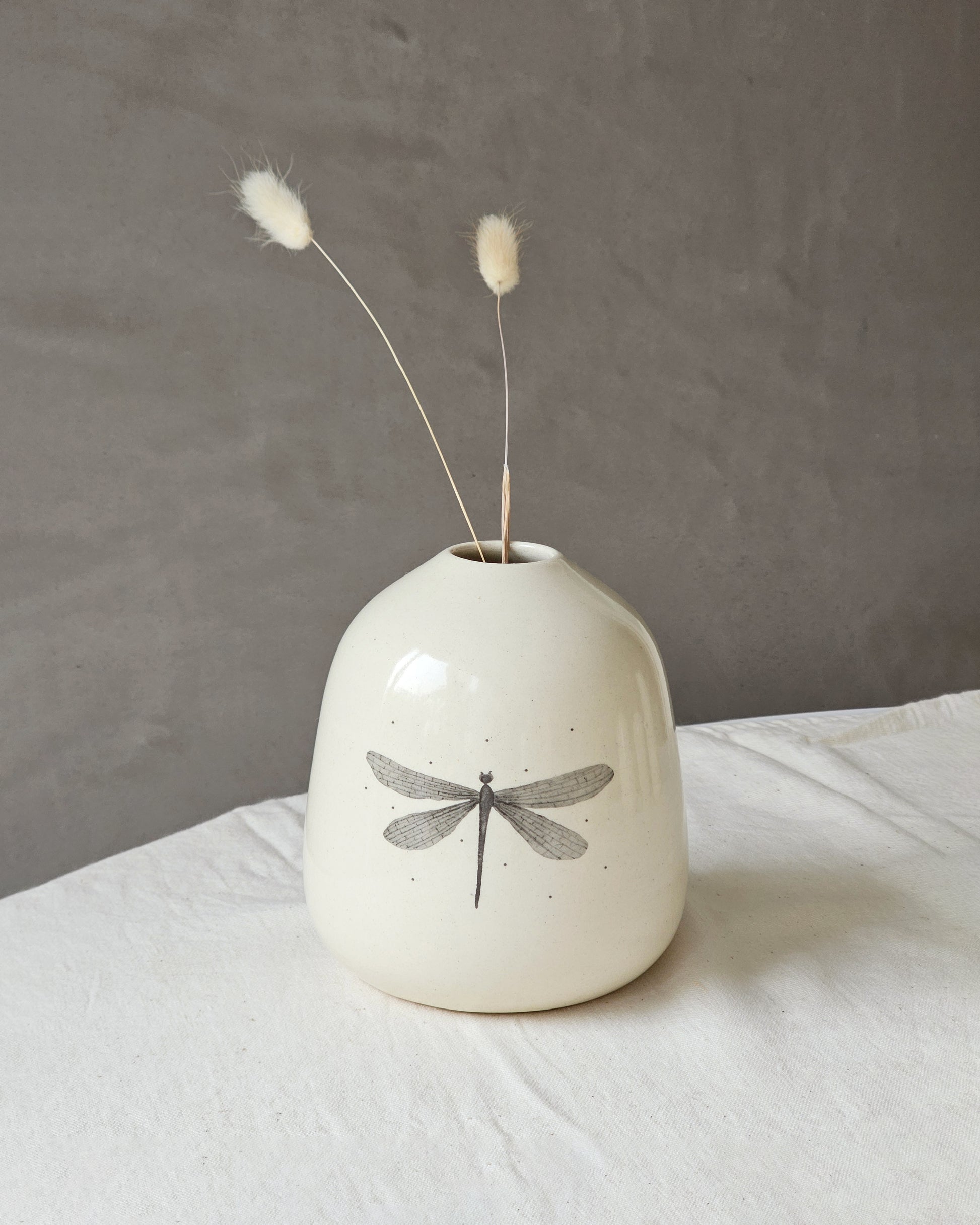 Dragonfly Vase (1 Piece)