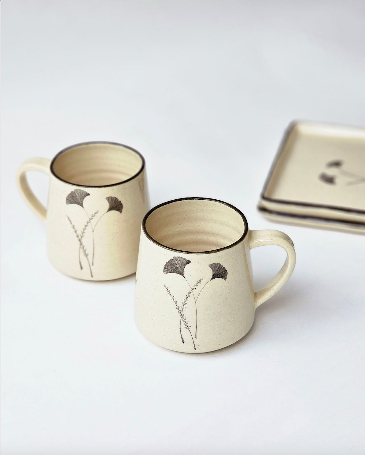 Gingko Coffee Mugs (Set of 2)