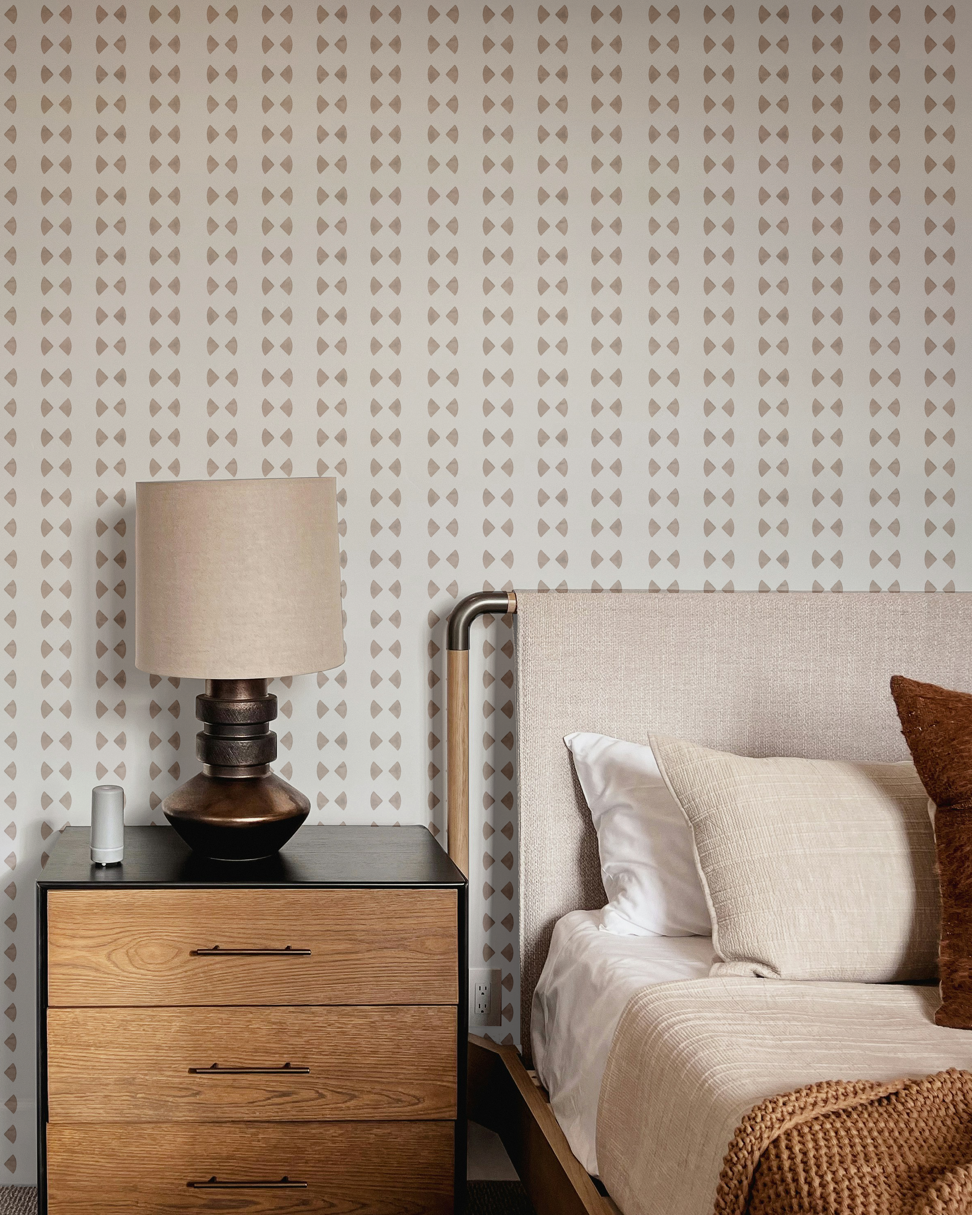 Ceder Wallpaper, Grey