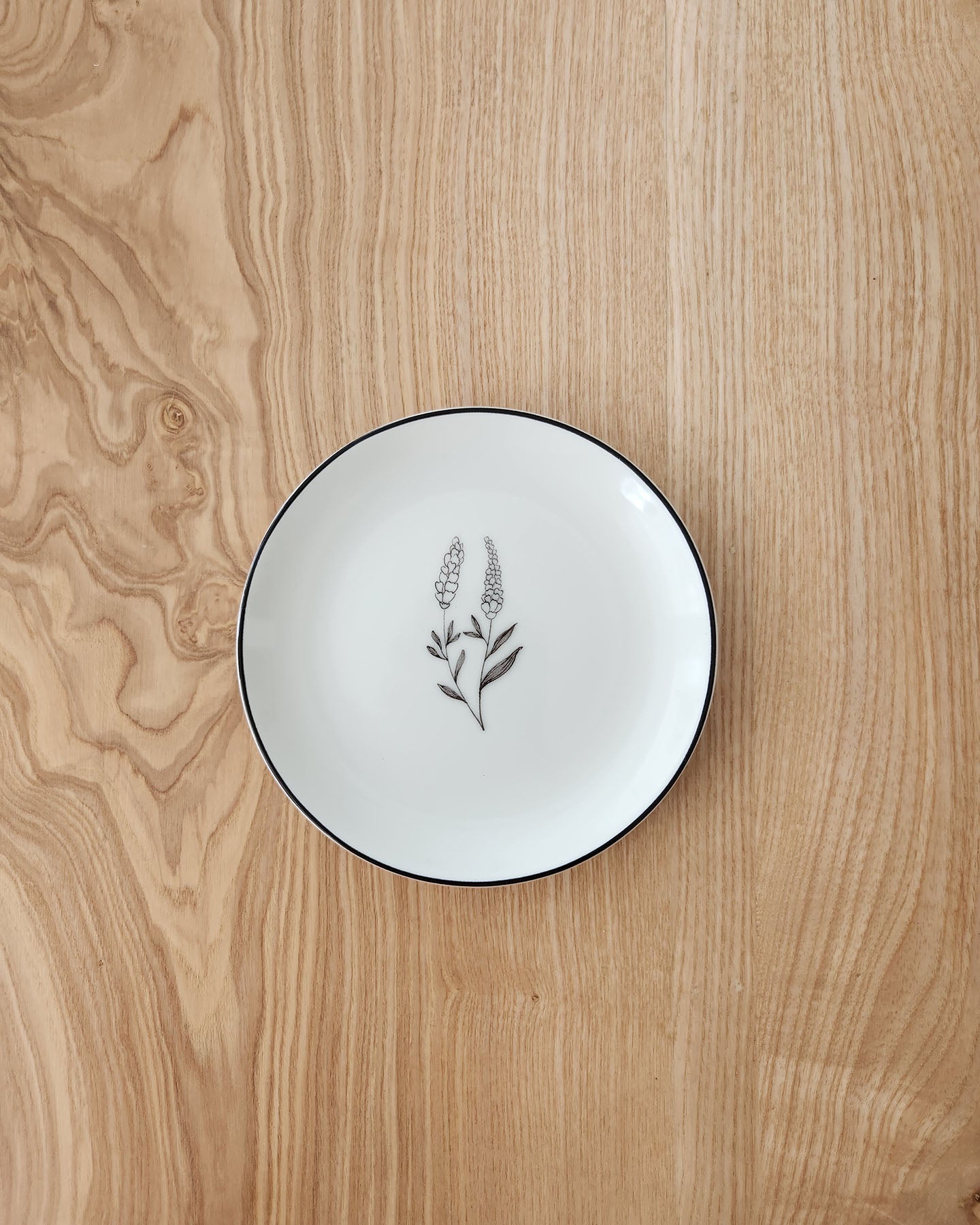Lavender Saucers (Set of 2)