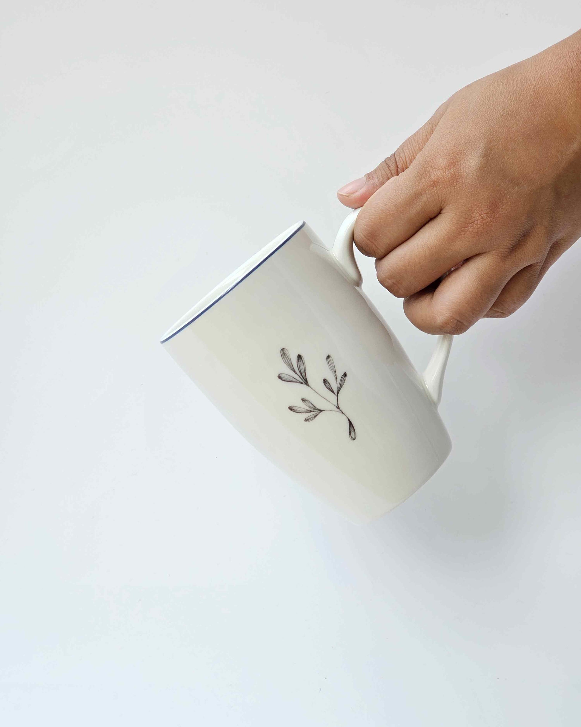 Lily Cup & Saucer Set ( 1 Cup & 1 Saucer)