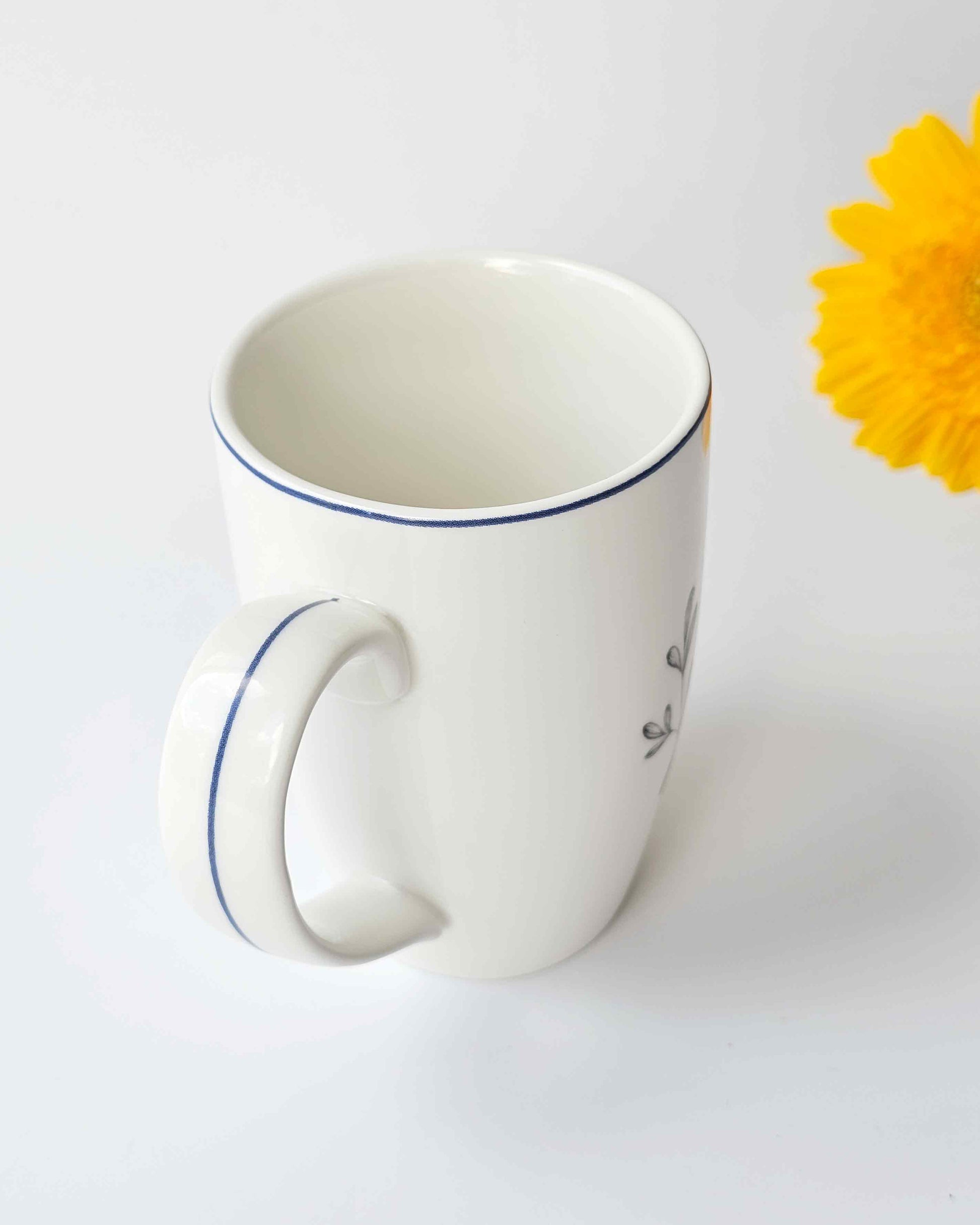 Lily Cup & Saucer Set ( 1 Cup & 1 Saucer)