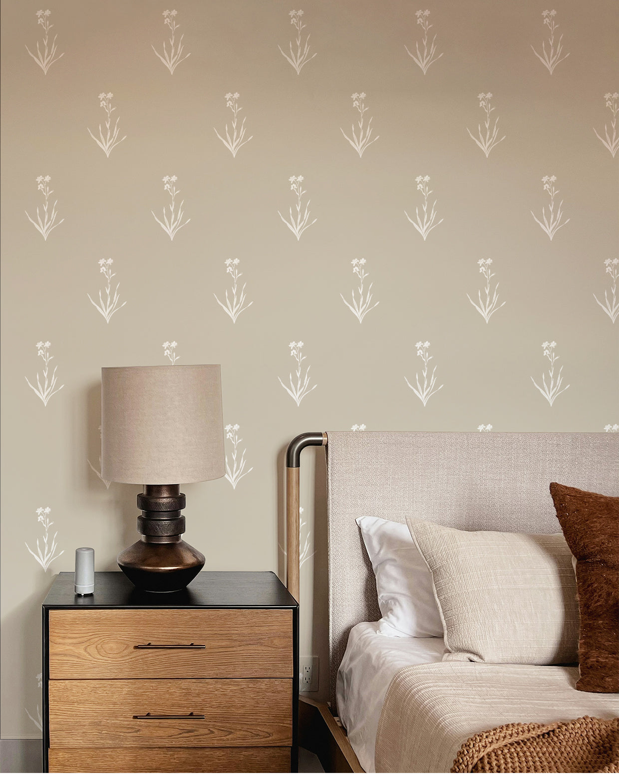 Bouquet Wallpaper, Beige