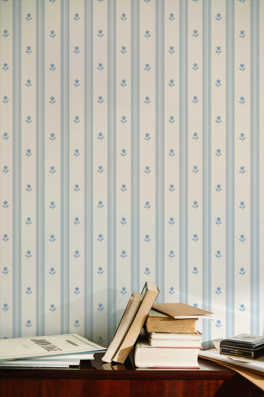 Roseline Wallpaper, Blue