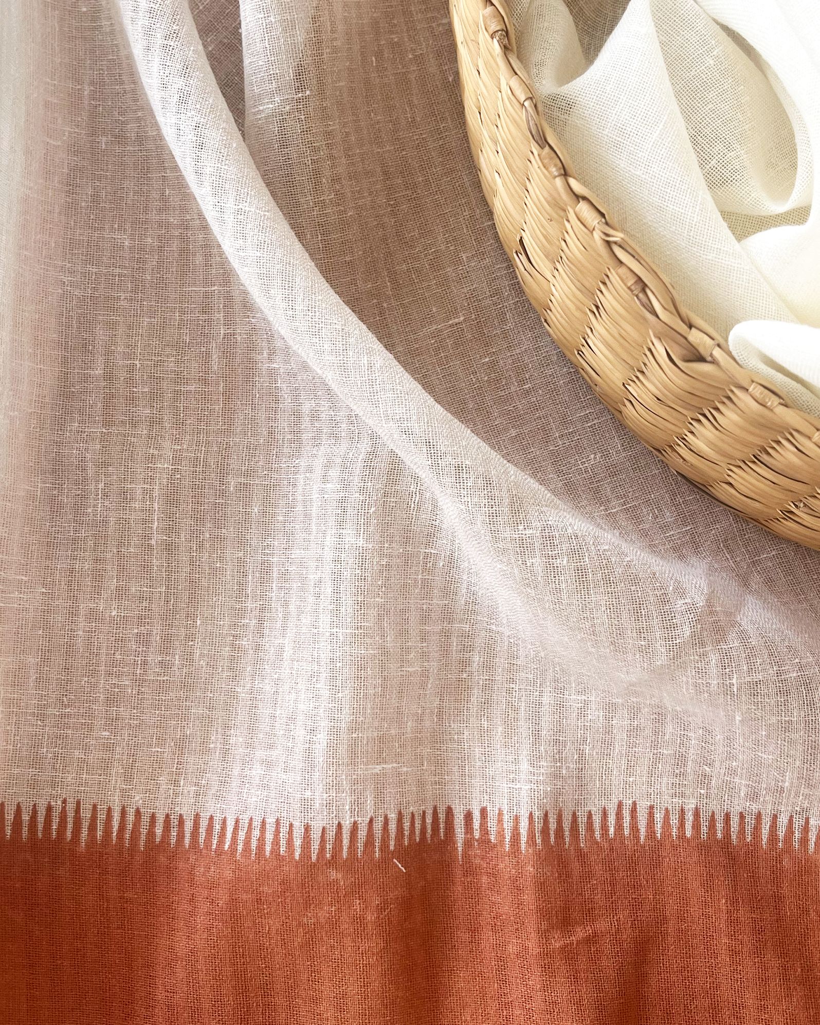 Paar Border Sheer Fabric