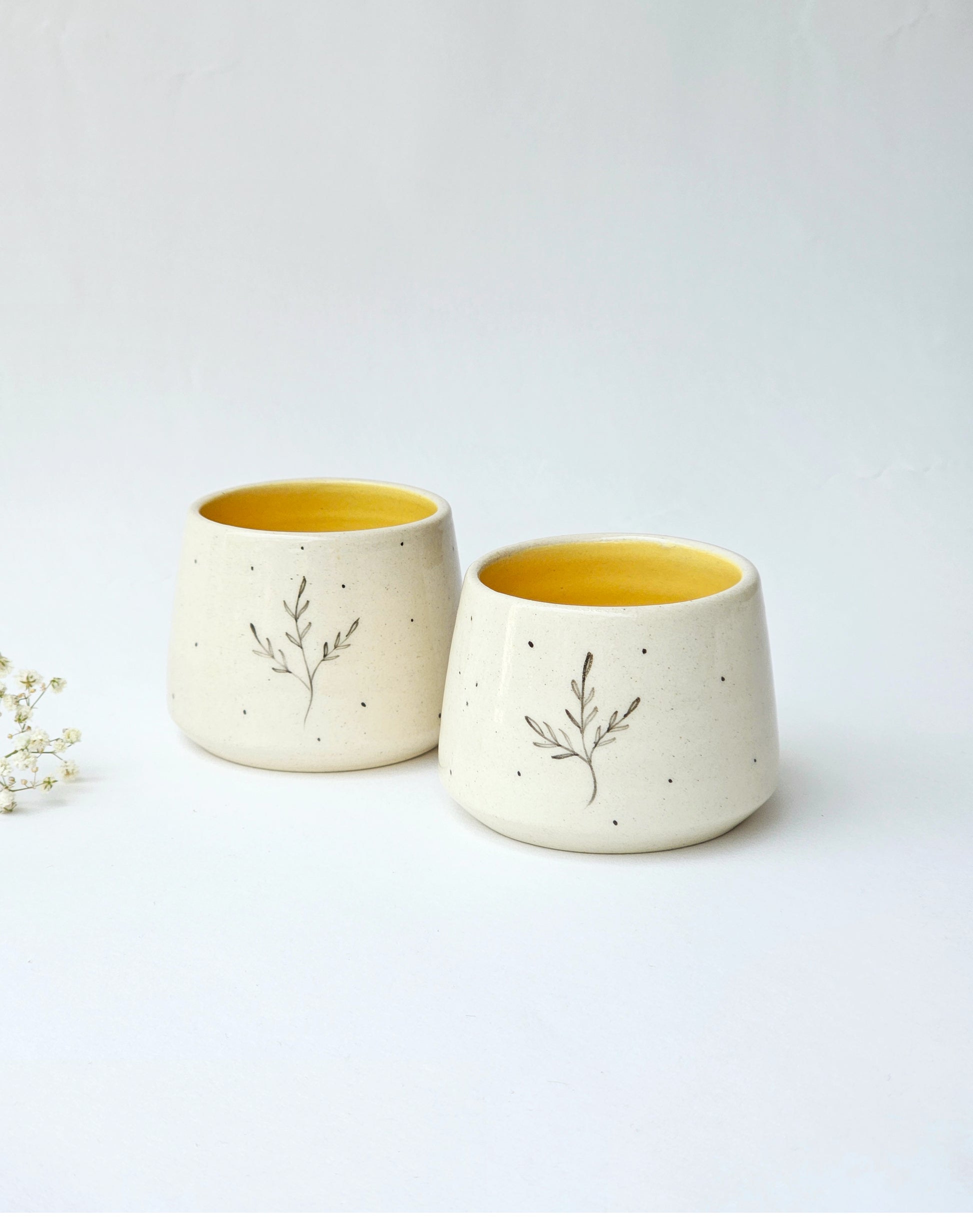 Thyme Shortmugs, Mustard (Set of 2 )