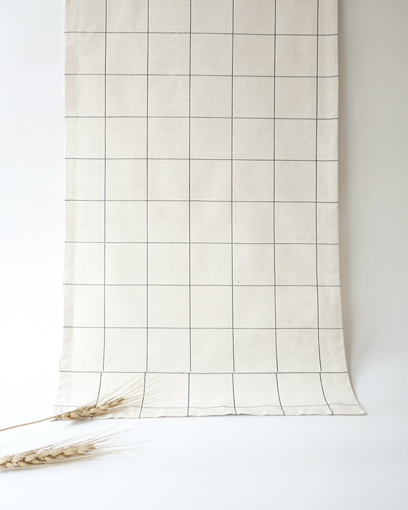 Check Table Runner, off white