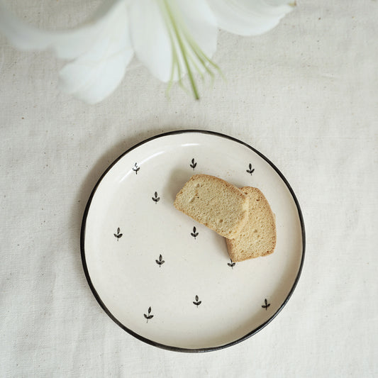 Mogra Quarter Plates (Set of 2)