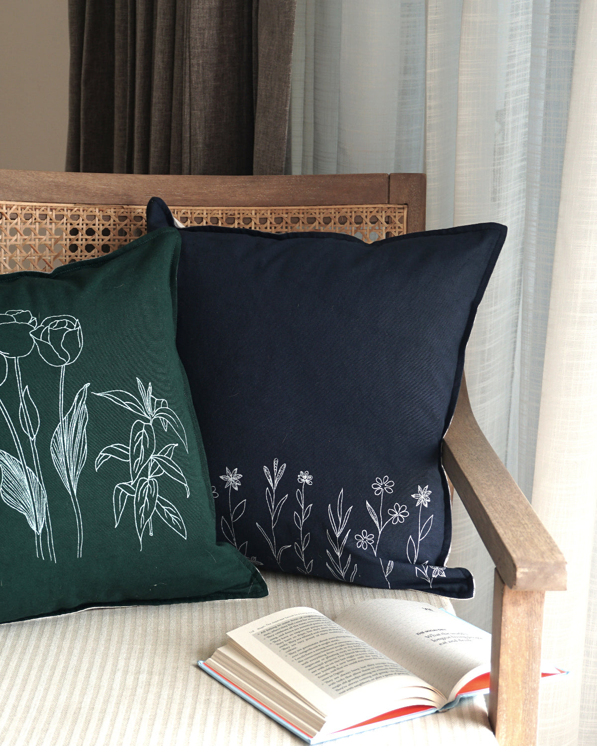 Wildflower Cushion Cover, Navy blue (16” X 16”)